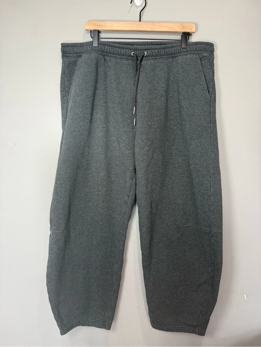 Abercrombie & Fitch Women’s Charcoal Barrel Drawstring Joggers Size XL